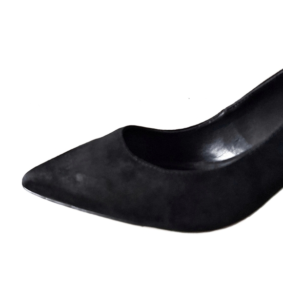 White House Black Market Suede Leather Kitten Heel Low Pumps Classic Office - Picture 7 of 8